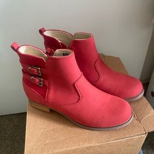 Spenko brand , Size 8.5 Brand new Red Suede Bootie